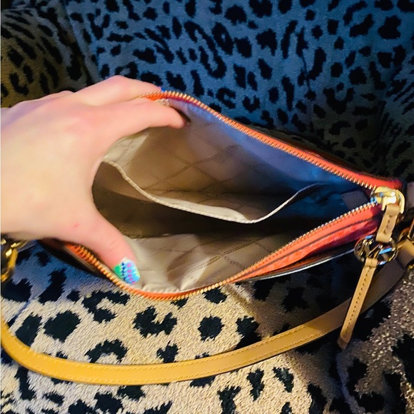 NWOT MICHAEL Michael Kors Leather Saddle/Crossbody Comes with Removable Strap - Picture 8 of 15